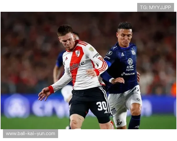 曼联准备加入争夺阿根廷天才前锋，足球市场再掀风云